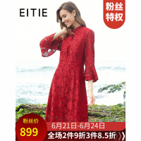 秋季大红色连衣裙